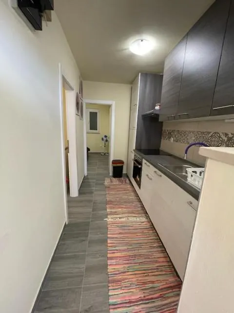 Apartman Stela Nin Pensión